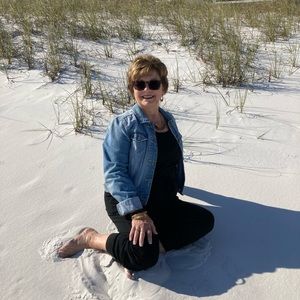 Meet your Posher, Marilyn